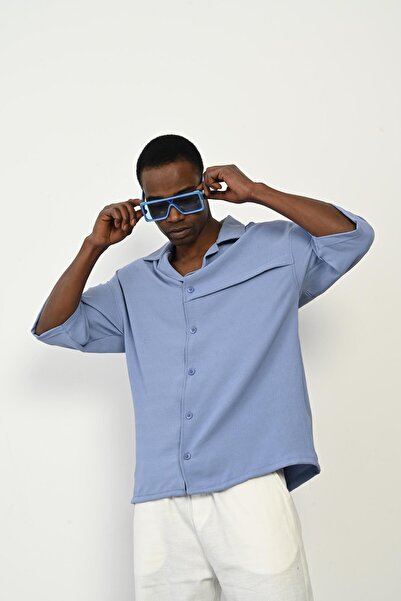 Rocqerx R-3960 Μοντέλο κοντομάνικο πουκάμισο με λαιμόκοψη και μπροστινή πατιλέτα