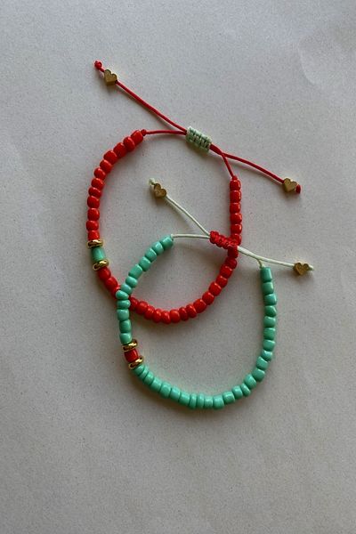 Shepidi Handmade 2-piece bead bracelet