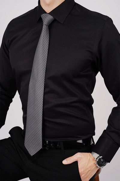Etikmen Μαύρο Slimfit πουκάμισο Dobby & Γραβάτα με μαύρο γκρι σχέδιο σε συσκευασία δώρου