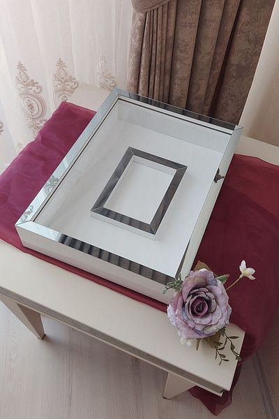 Verda Çerçeve Memorie de depozitare pentru trandafiri de 30x40 cm cu secțiune foto - Cutie de trandafiri de 6 cm și cadru de memorie