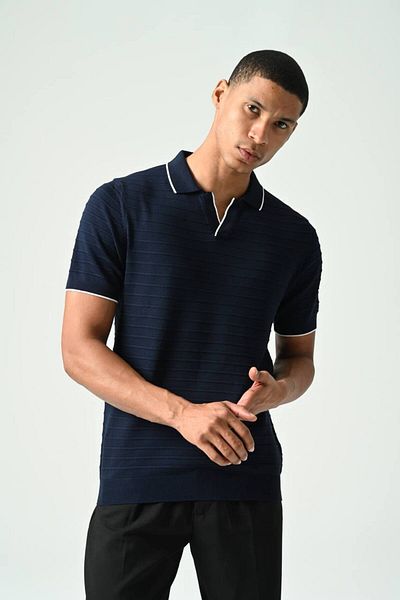 İLKCET MODA Ανδρικό πλεκτό με λεπτή εφαρμογή με V λαιμόκοψη