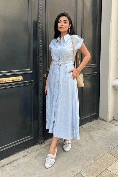 giyimmasalı Rochie midi Ice Blue - Tesatura modal si detaliu nasturi