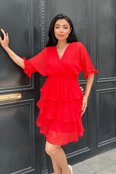 giyimmasalı Μίνι φόρεμα σιφόν με μοτίβο λουλουδιών ρόδι