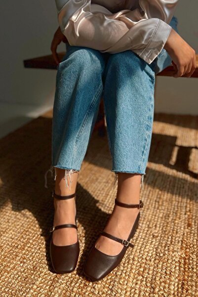 POLKA STORE Mary Jane Brown Matte Leather Closed Back Square Toe Cap Short Block Heeled Women's Shoes