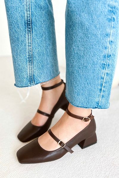 POLKA STORE Дамски обувки Mary Jane Brown Matte Leather с нисък ток и квадратен връх, затворен гръб