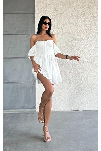 SHİROSA Μαύρο φόρεμα με κρεπ με στράπλες μενταγιόν με μίνι σορτς