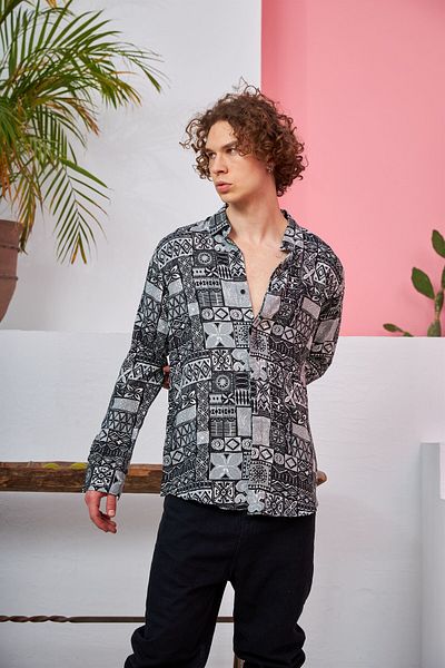 Rocqerx Μακρυμάνικο πουκάμισο R-3680 Ethnic Pattern Hidden Placket