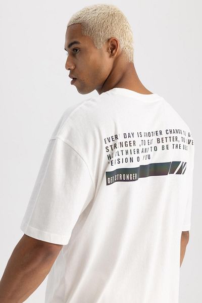 DeFacto Fit Oversize Fit Crew Neck Back Printed Short Sleeve T-Shirt A7113ax23hs