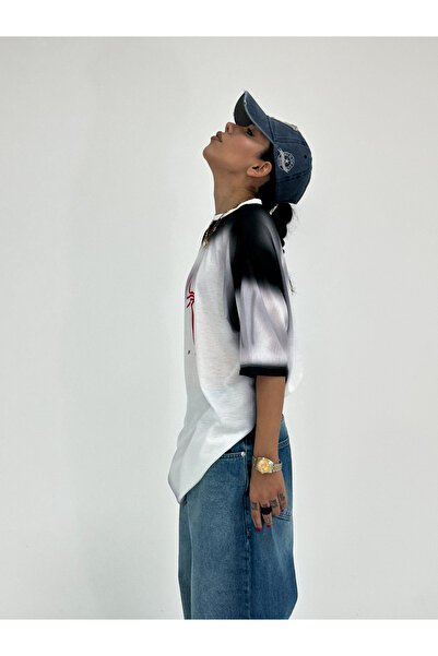 Gülşah Evecen Ειδικό Σχέδιο - Μπλουζάκι με σχέδιο Spider