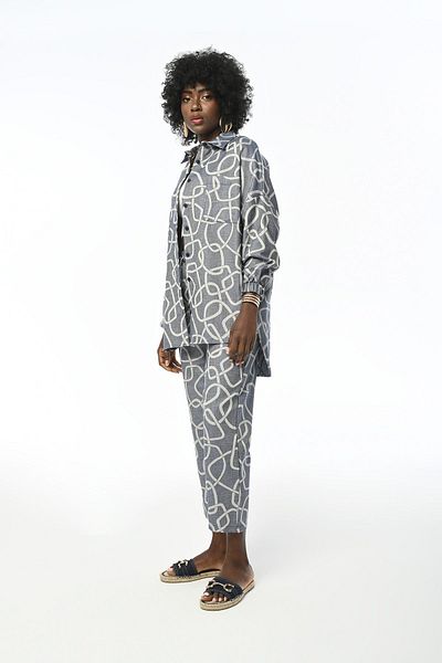 Orfeo Negro Cămașă de damă cu model geometric albastru bleumarin