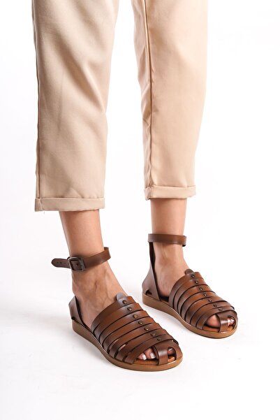 ünverdi Hakiki Deri Ela Taba Bantlı Ayarlanabilir Düz Taban Bodrum Sandalet