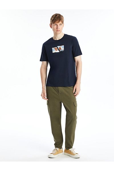LC Waikiki Kurzärmliges, bedrucktes Herren-T-Shirt aus gekämmter Baumwolle mit Rundhalsausschnitt