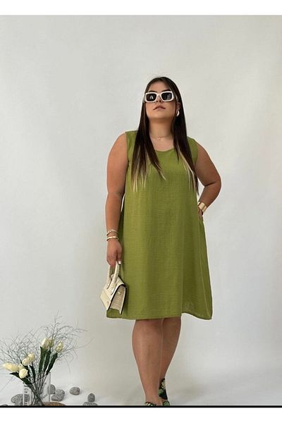 leilas Πράσινο λινό casual φόρεμα - Plus Size με τσέπες και ζώνη από άχυρο