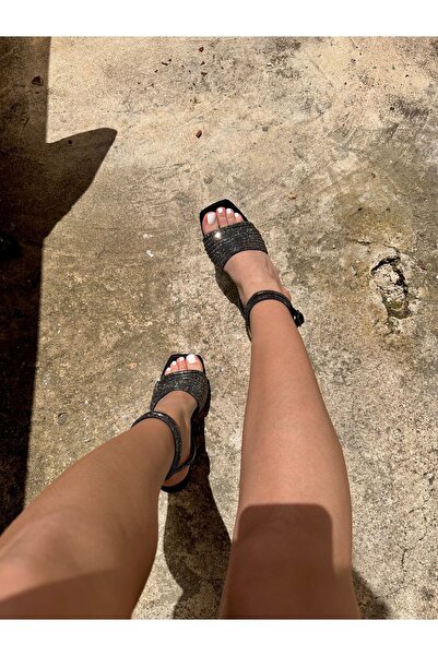 Gİ LUXURY BOUTİQUE Women's Stoned Ankle Strap Heeled Shoes