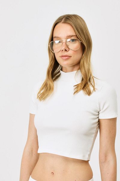C&City Ecrufarbene Damenbluse – Stehkragen, kurze Ärmel, geripptes Design 921