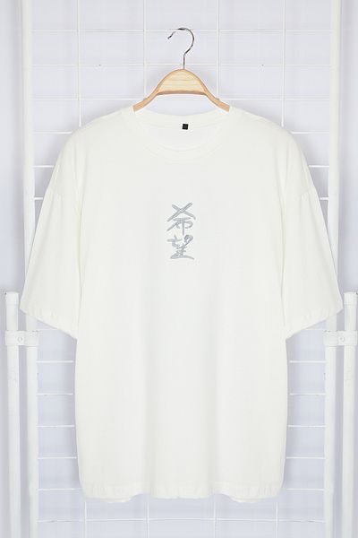 Trendyol Collection Бродирана тениска Far East Ecru Oversize - TMNSS24TS00020