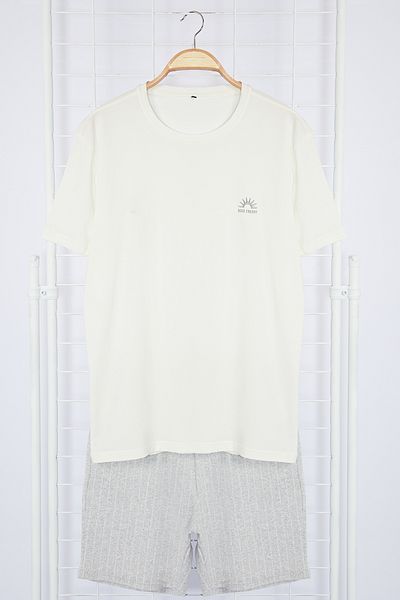 Trendyol Collection Σετ Πυτζάμες Πλεκτό Σορτς με λαιμόκοψη εκρού γκρι - TMNSS2PT00051