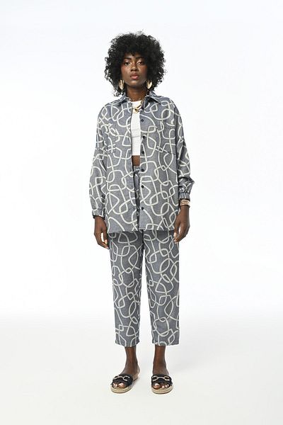 Orfeo Negro Cămașă de damă cu model geometric albastru bleumarin