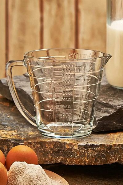 Paşabahçe Glass Embossed Patterned Measuring Cup