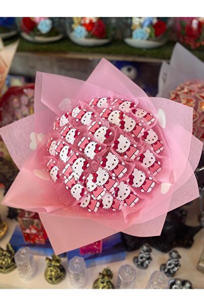 Dizayn Hello Kitty Çiçek Buketi