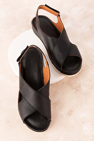 Gondol Жіночі шкіряні зручні сандалі для щоденного носіння Byz.413