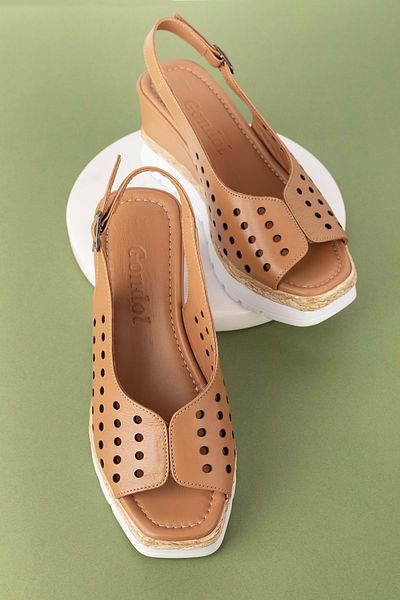 Gondol Women's Genuine Leather Wedge Heeled Comfortable Daily Sandals Tlh.502