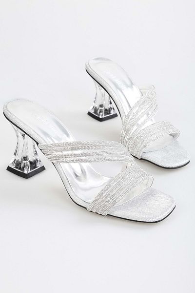 Shoeberry Versilberte Hausschuhe mit Absatz für Damen