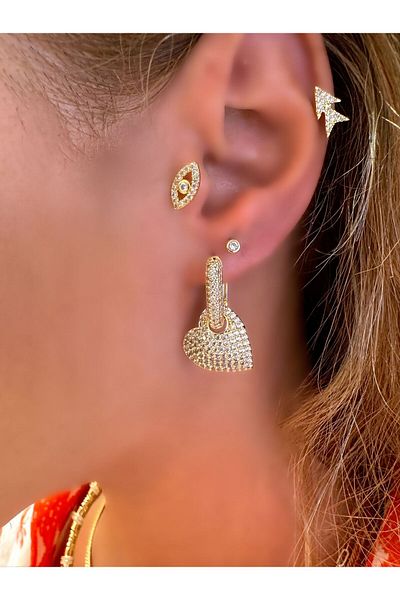 LadyLiJewels Heart Oval Hoop Earrings