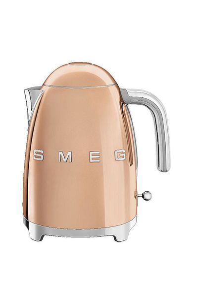 SMEG طقم غلاية بطراز 50 إصدار خاص باللون الذهبي الوردي ومحمصة خبز مقاس 1 × 2