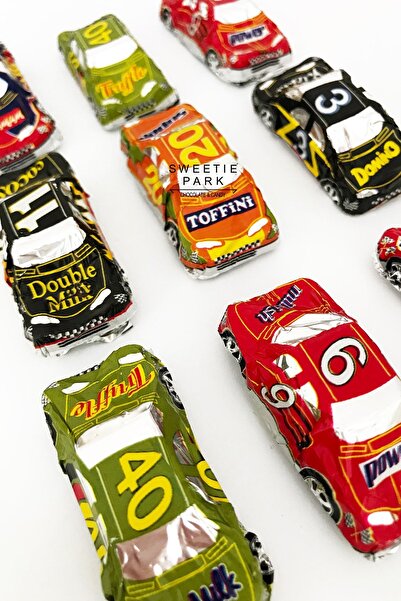 Genel Markalar My Car Mix 10 Adet Karışık Yarış Araba Figürlü Fındıklı Elvan Hediye Pralin Pinyata Çikolata 100 gr