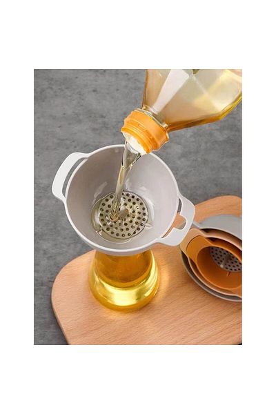 FBZhome Practical 4-Piece Funnel Set - 3 Different Size Funnels with Strainer and 1 Strainer