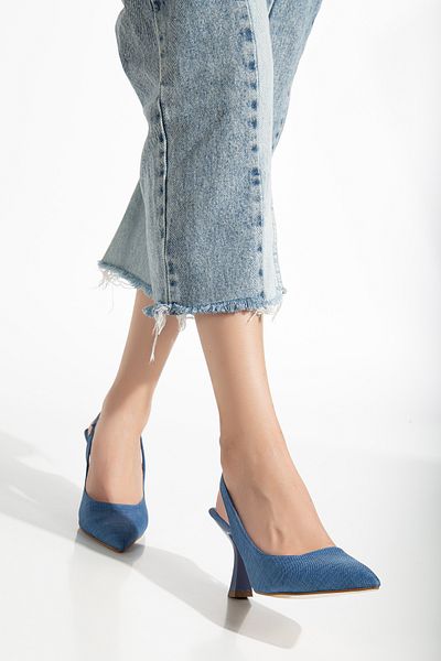 HCO Pantofi cu toc de 7 cm din satin