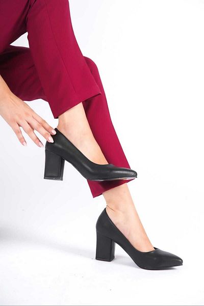 JVC Women's Black Faux Leather Classic Stiletto