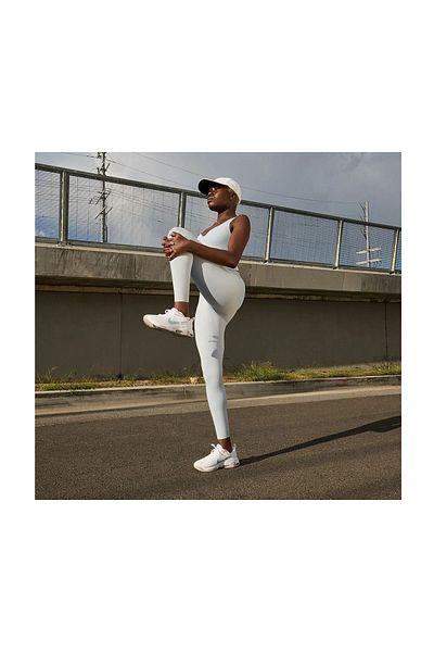 Nike Zoom Bella 6 - Women's Shoes
