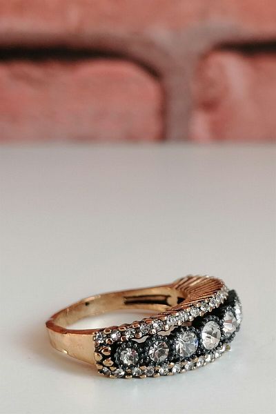 Esra Pamir Diamond Mounted 9 Stone Ring