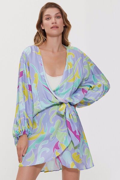 Dahlia Bianca Gillian Kimono