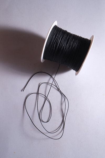 Eskişehir hobi sanat 100 μέτρα 0,8 mm Μαύρο χρώμα Σχοινί αλεξίπτωτου (Κολιέ με βραχιόλι μακραμέ Σχοινί Σχεδιασμός κοσμήματος)