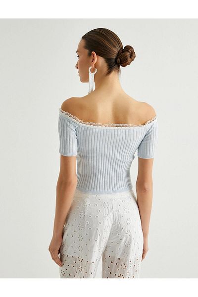 Koton Schulterfreie Bluse aus dünnem Strick – Schleife und Spitzendetail