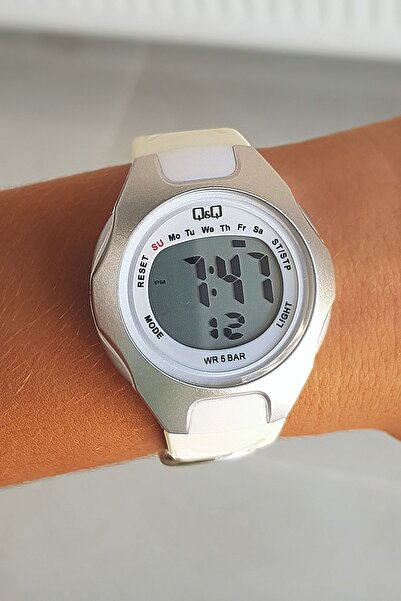 Q&Q 5-10 Yaş Alarmlı, Kronometreli, Işıklı, 100 Metre Su Geçirmez Beyaz Çocuk...