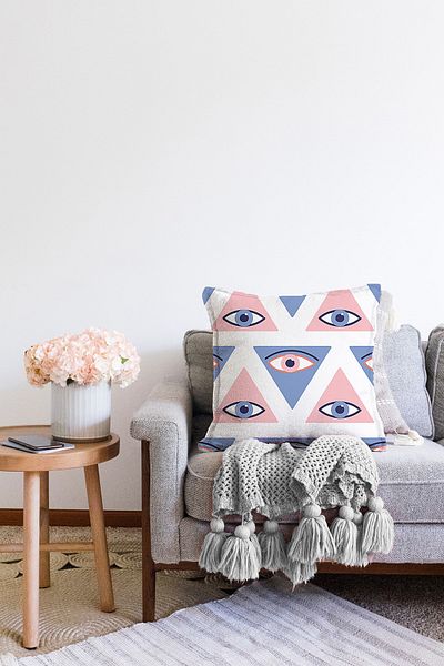 Realhomes Husă de pernă decorativă Raschel tricotată cu imprimare digitală, cu design triunghi mistic pentru ochi