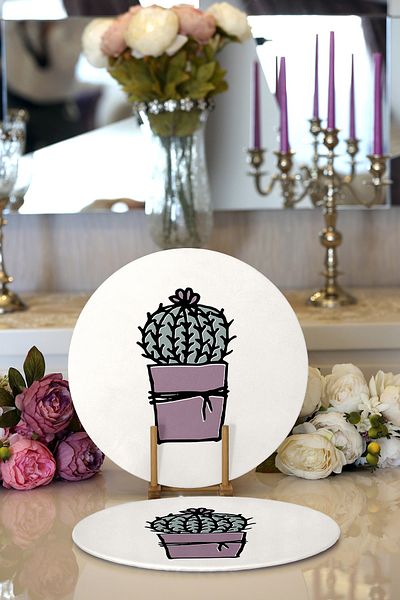 Realhomes 2-Piece Cream Floor Plain Cactus Motif Digital Printed Decorative Round Plate & Placemat