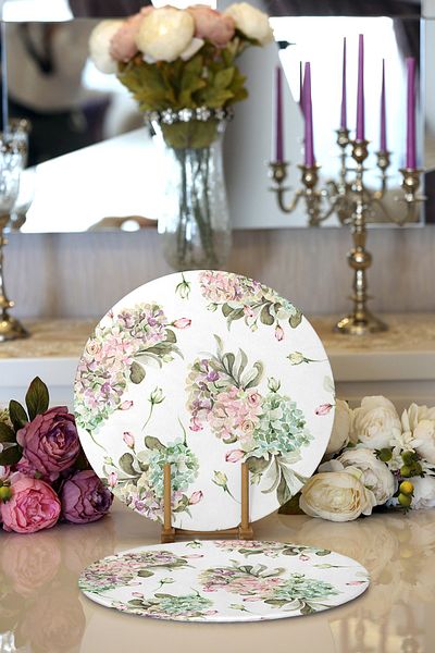 Realhomes 2-Piece Flower Bundles Special Design Digital Printed Modern Round Charger & Placemat