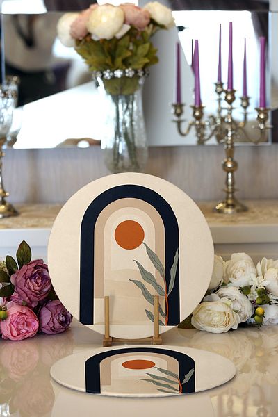 Realhomes 2-Piece Cream Floored Minimal Drawing Digital Printed Modern Round Plate & Placemat