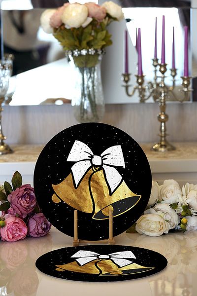 Realhomes 2-Piece Black Floor Yellow Bell Patterned Digital Printed Modern Round Charger & Placemat