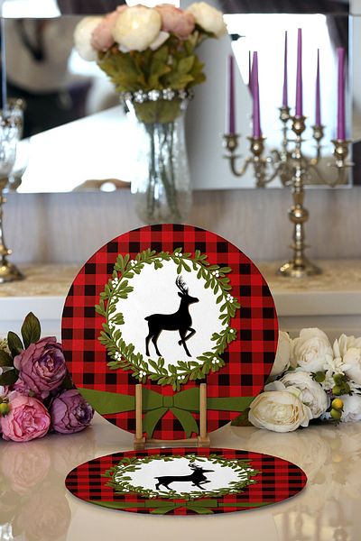 Realhomes 2-Piece Plaid Floor Wreathed Deer Motif Digital Printed Modern Round Plate & Placemat