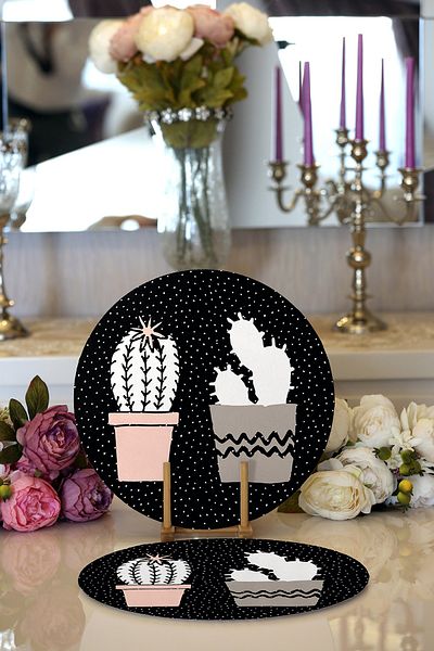 Realhomes 2-Piece Black Sandblasting Floor Cactus Design Digital Printed Modern Round Plate & Placemat
