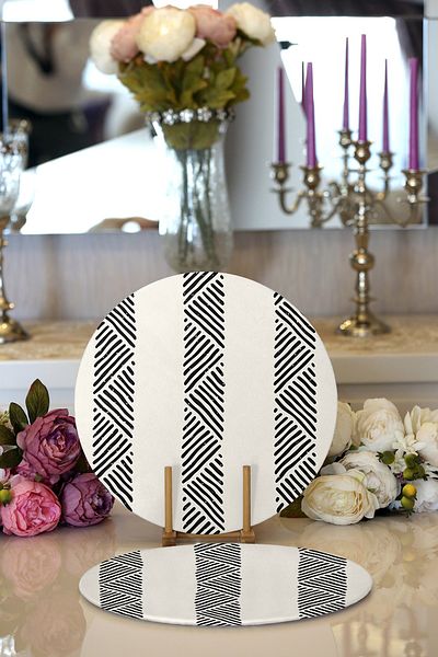 Realhomes 2-Piece Scandinavian Patterned Ethnic Design Digital Printed Decorative Round Plate & Placemat