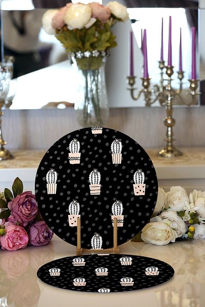 Realhomes 2-Piece Black Polka Dot Background Cactus Motif Digital Printed Decorative Round Plate & Placemat