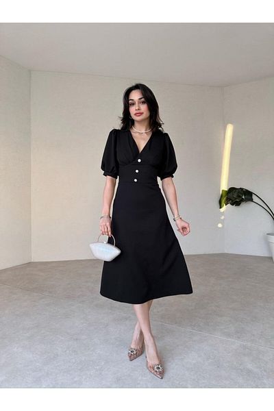 Afiş Butik Rochie midi cu jumătate de mânecă - Detaliu nasturi perlat