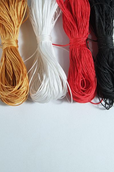 Eskişehir hobi sanat Κολιέ με βραχιόλι μακραμέ 4 χρωμάτων 0,8 mm 20 μέτρων - Σχέδιο κορδόνι